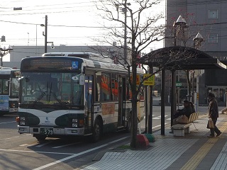 平田町駅バス停
