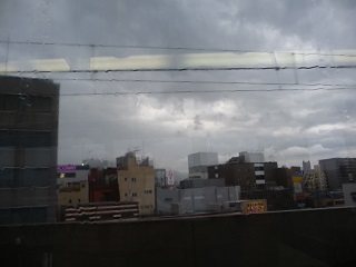 奈良駅付近の車窓